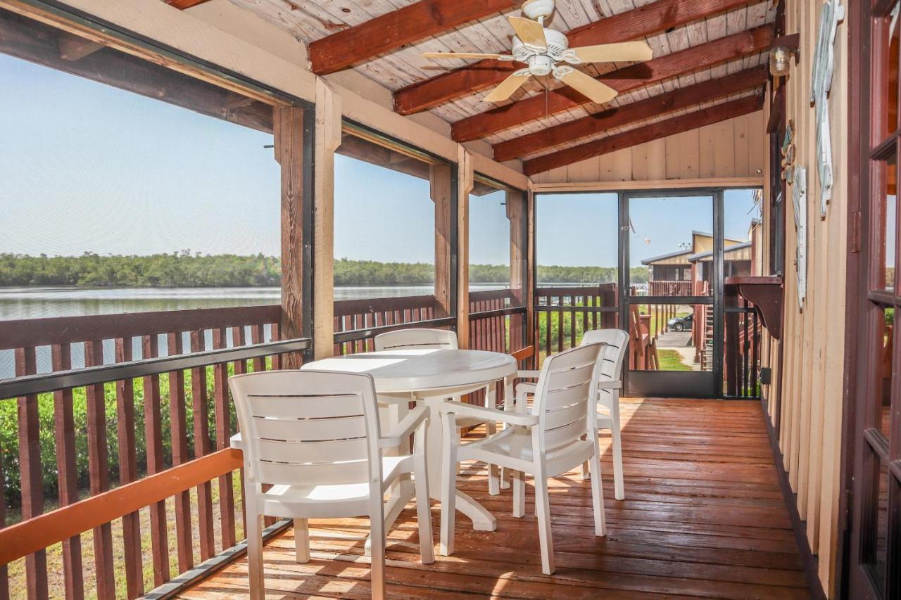 אברגליידס סיטי River Wilderness Waterfront Cabins מראה חיצוני תמונה